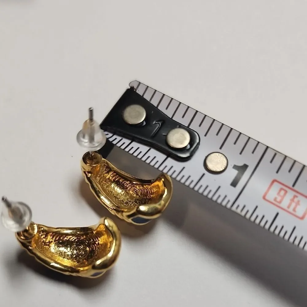 Elegant Gold and Blue Earrings - Picture 4 of 4